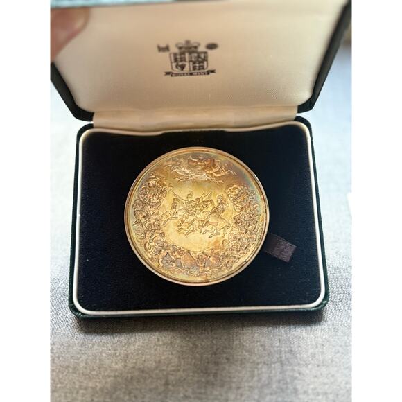 Royal Mint Battle of Waterloo 175 Commemorative .925 sterling silver medal 5.3oz - Picture 2 of 9